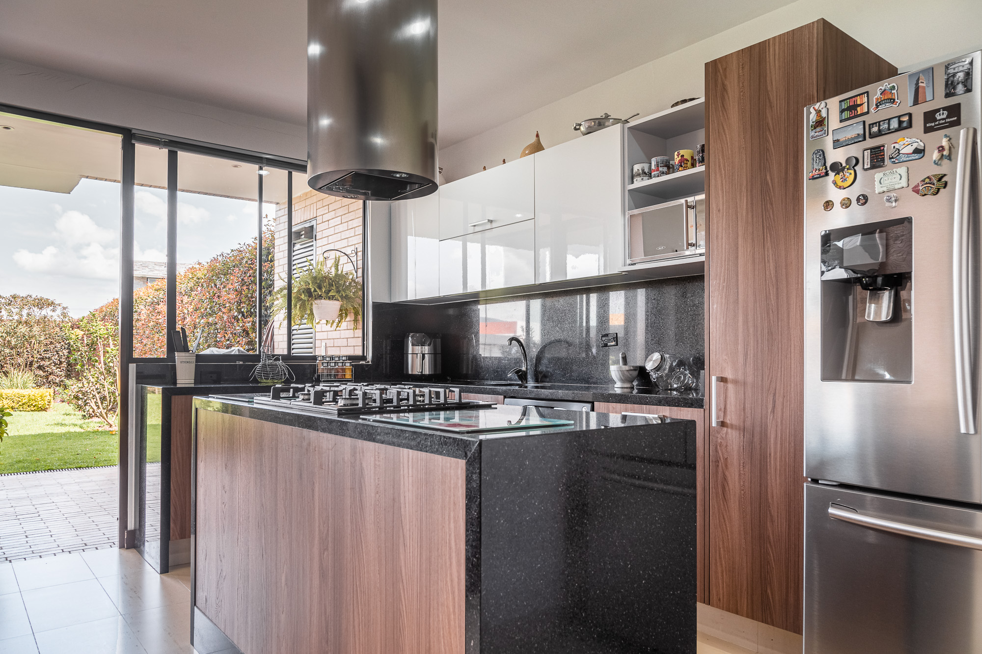 SerratoC32-44-HDR-WEB-2.jpg